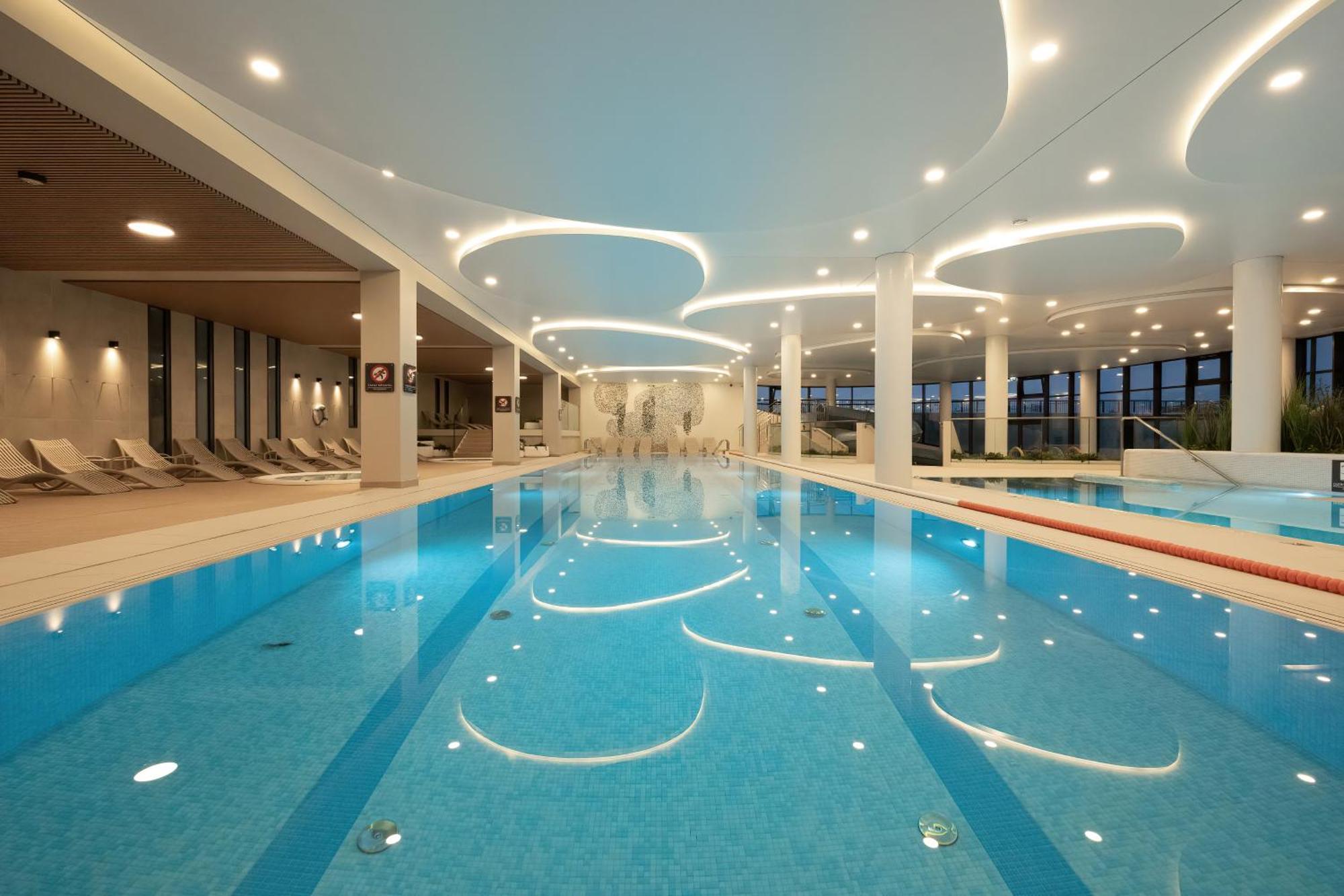 Family Apartment With Gym And Swimming Pool By Renters Prestige Колобжег Екстер'єр фото